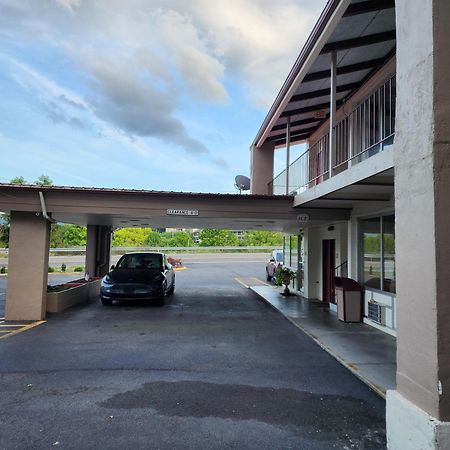 Econo Hospedaje Wytheville Exterior foto